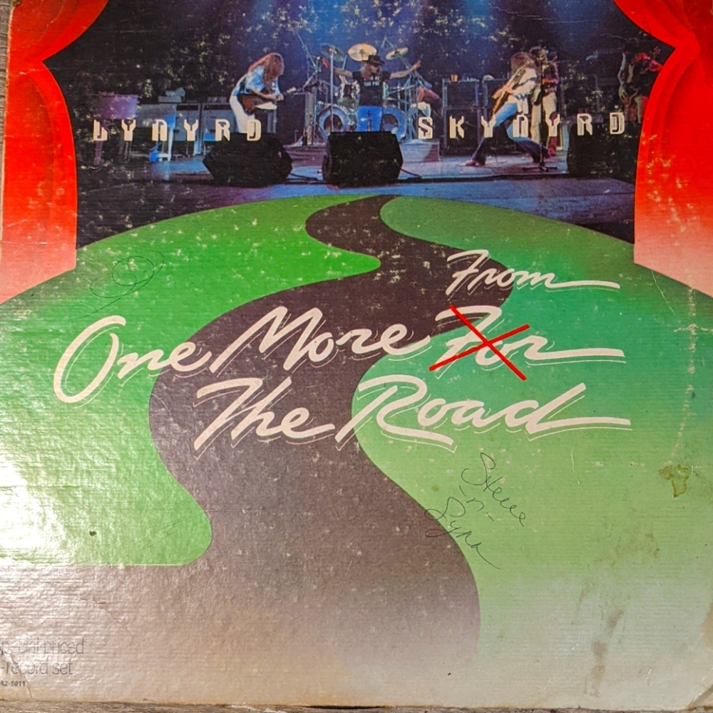 Lynyrd Skynyrd - One More From the Road Vinyl